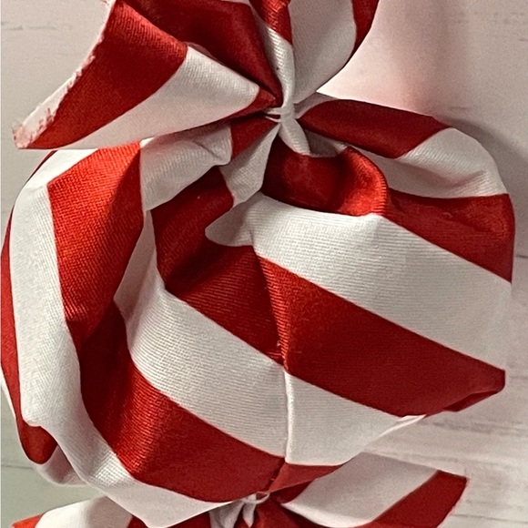 Candy Garland & Stocking Holder Bundle - Picture 6 of 12